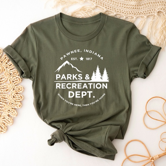 Pawnee Parks Shirt - Picture 1 of 2